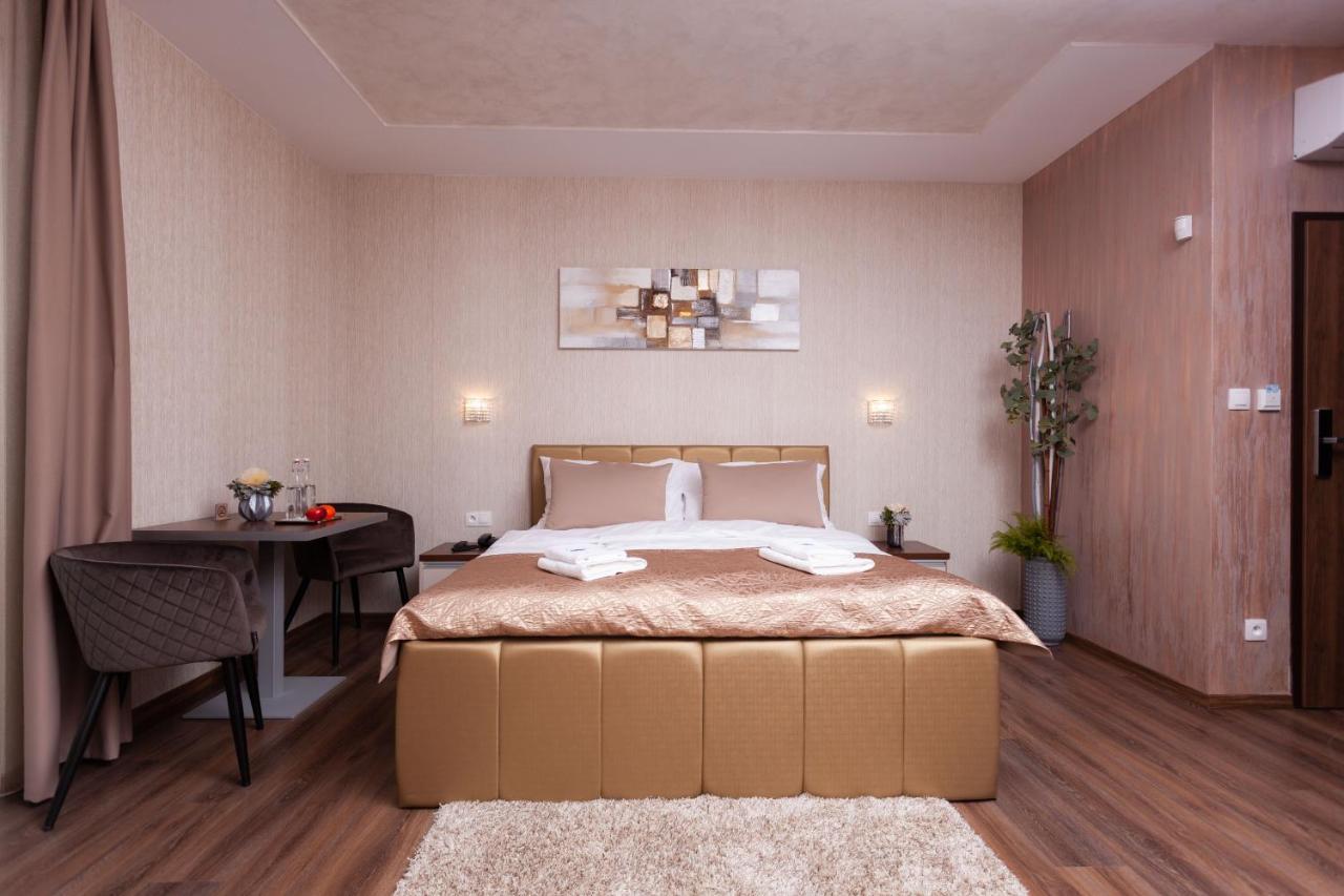 Villa Dunaj Dunajská Streda エクステリア 写真