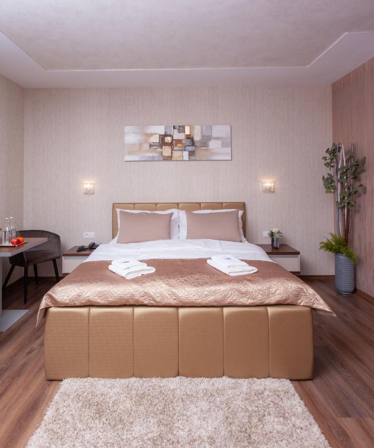 Villa Dunaj Dunajská Streda エクステリア 写真